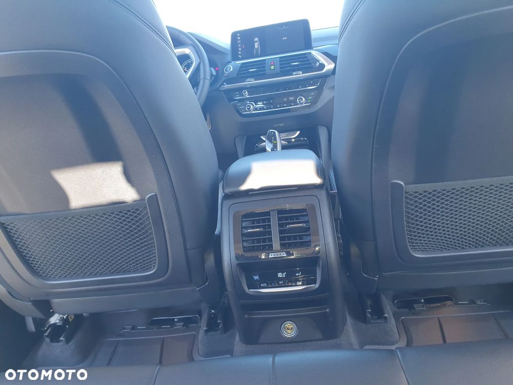 BMW X3 xDrive20d xLine - 9