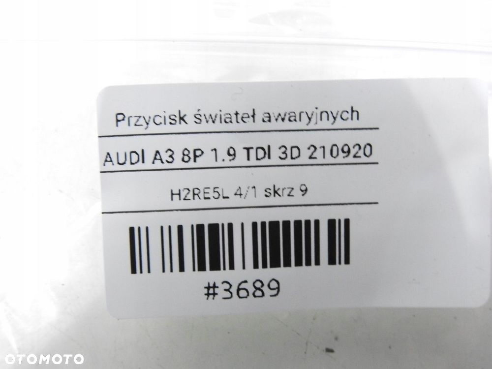 PRZYCISK ŚWIATEŁ AWARYJNYCH AUDI A3 8P LIFT - 8