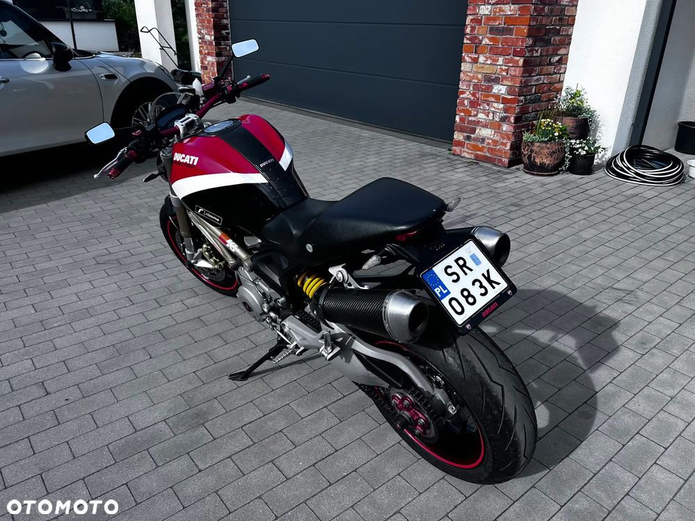 Ducati Monster - 4