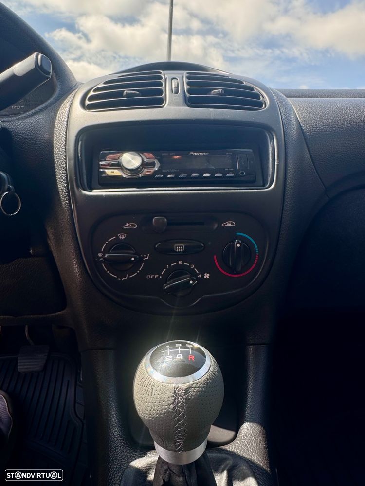 Peugeot 206 1.1 XR - 21