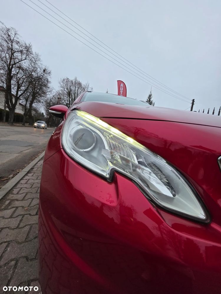 Peugeot 2008 PureTech 110 Style - 6