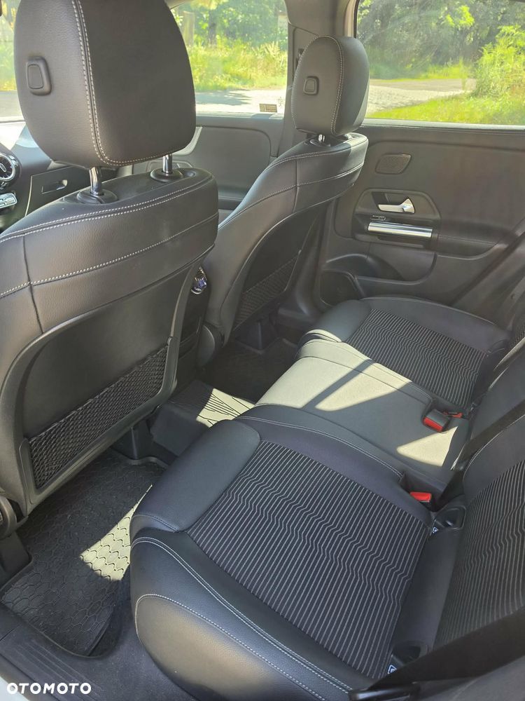 Mercedes-Benz GLA 200 Business Edition - 3