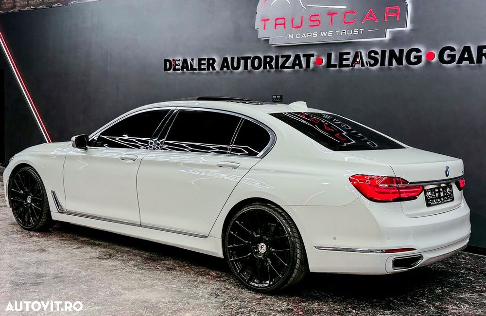 BMW Seria 7 740Li - 3