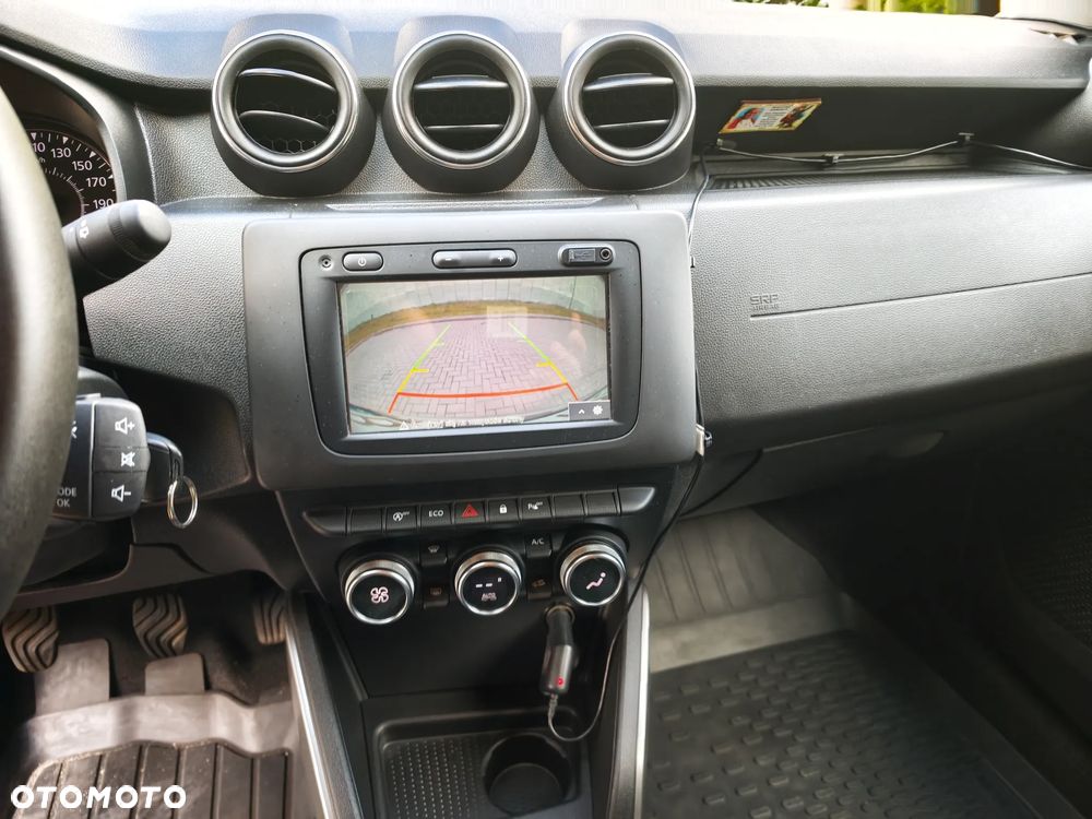 Dacia Duster 1.6 SCe Blackshadow S&S - 17