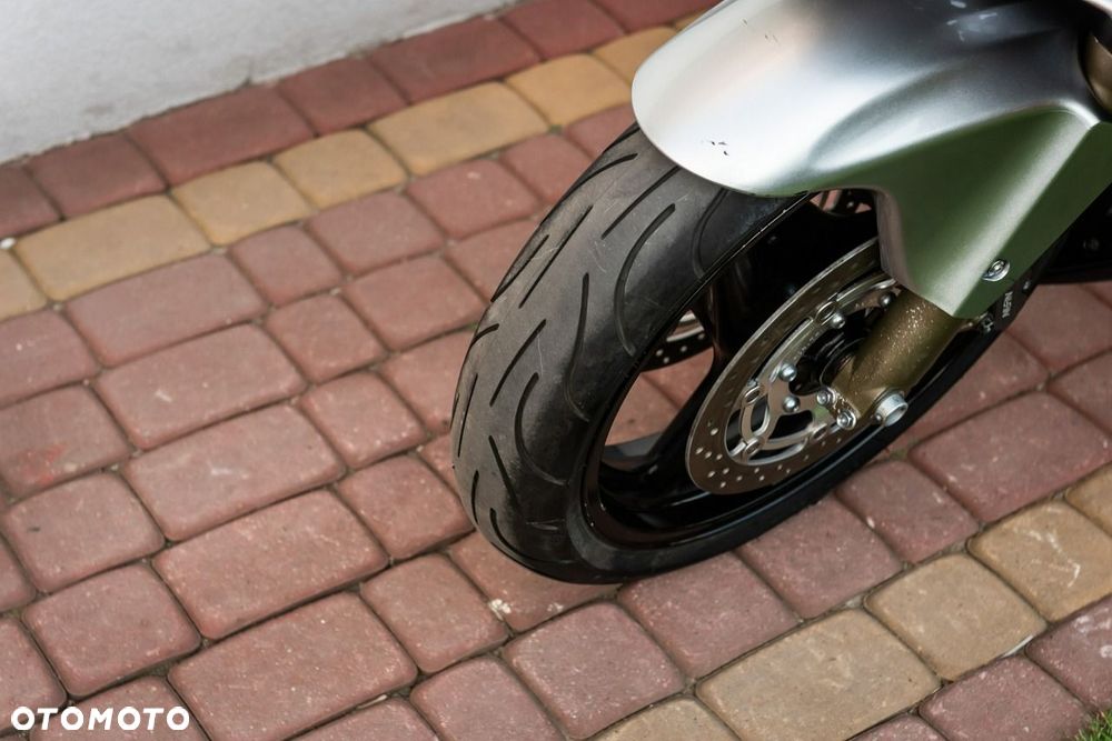 Honda CBR - 8