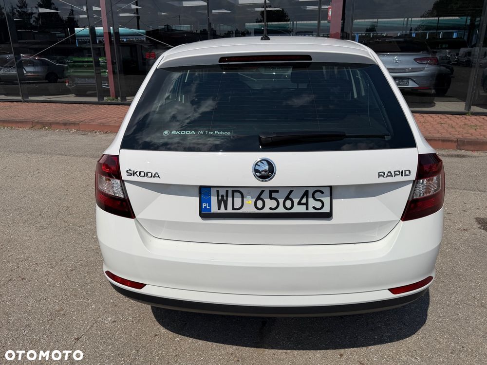 Skoda RAPID 1.0 TSI Active - 12