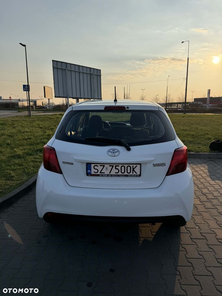 Toyota Yaris 1.0 Active - 13