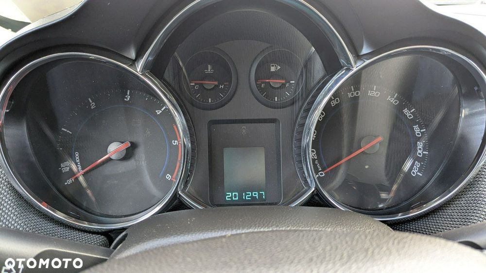 Chevrolet Cruze - 20