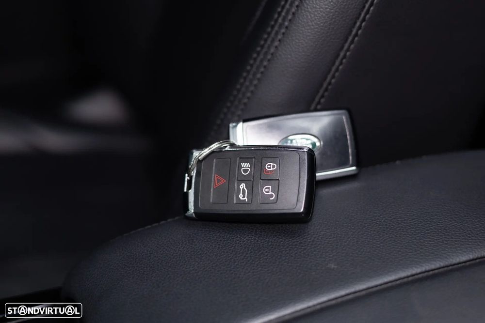 Land Rover Range Rover Evoque 1.5 P300e AWD Dynamic SE - 44