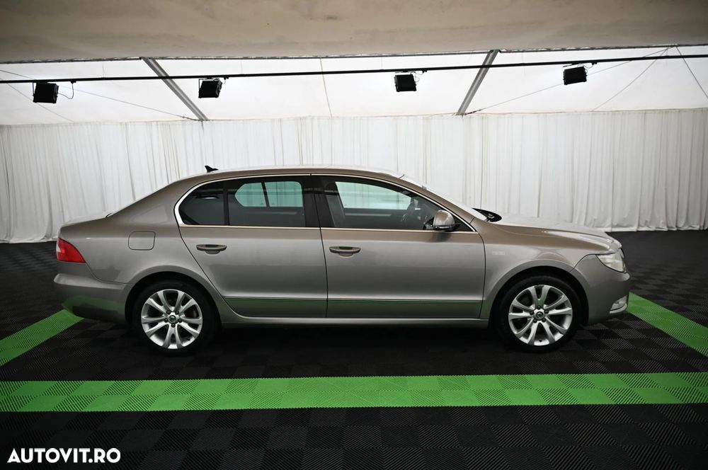 Skoda Superb 2.0 TDI Ambition - 7