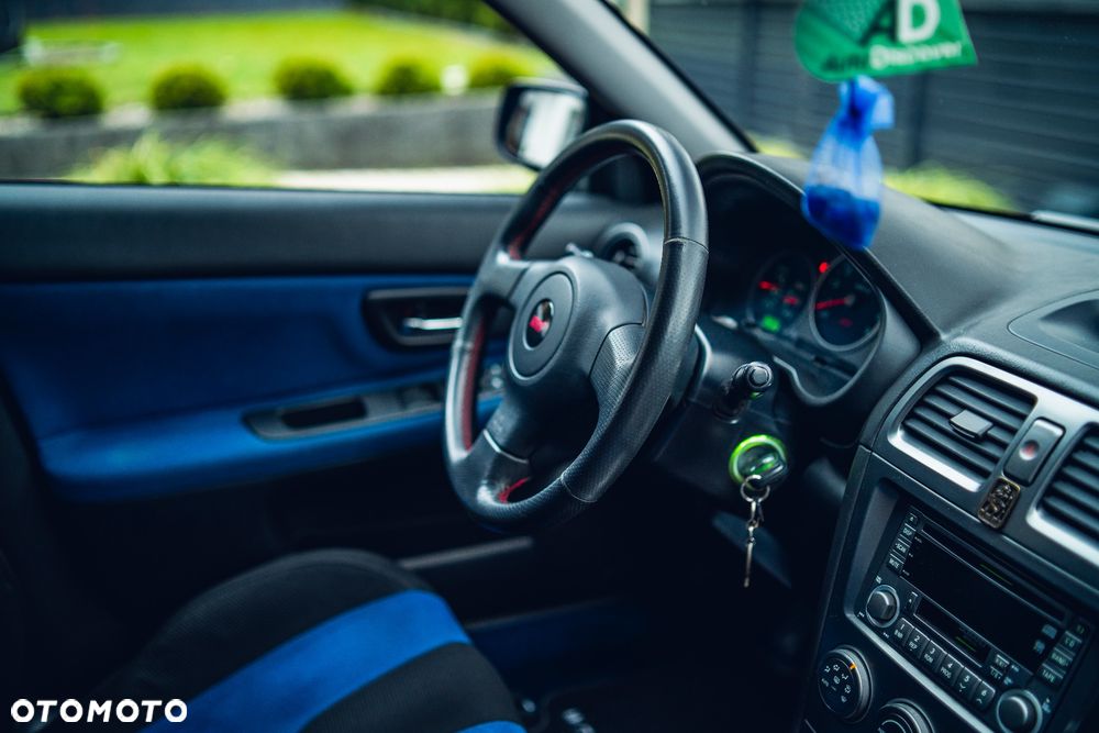 Subaru Impreza 2.0 STI 4x4 - 23