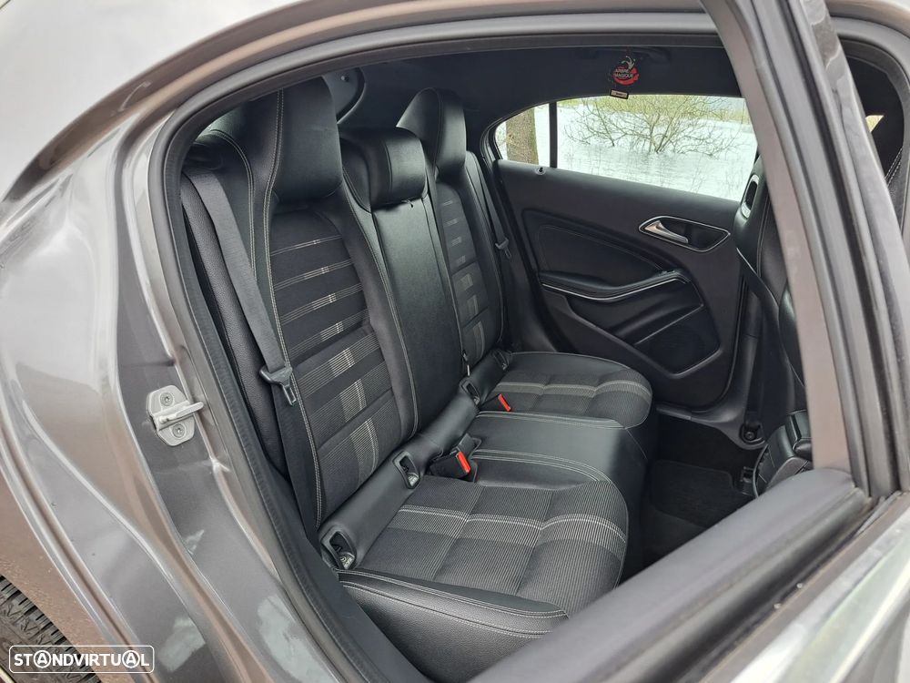 Mercedes-Benz A 180 d 7G-DCT Urban - 30