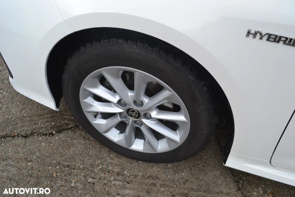 Toyota Corolla 1.8 HSD Dynamic - 35