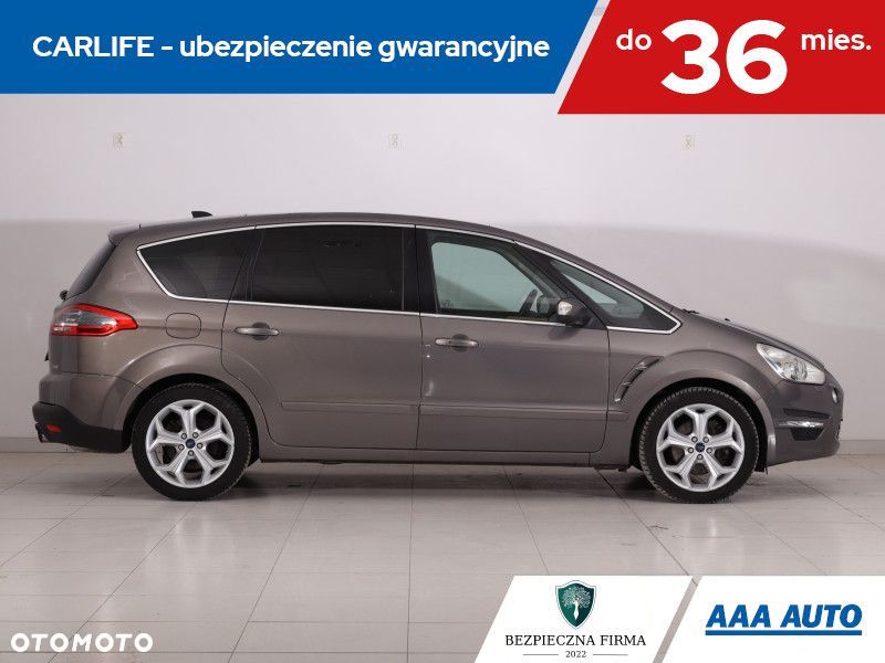 Ford S-Max - 8