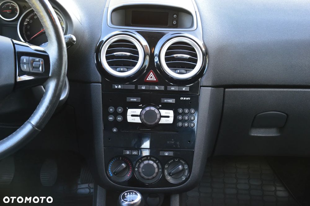 Opel Corsa - 18