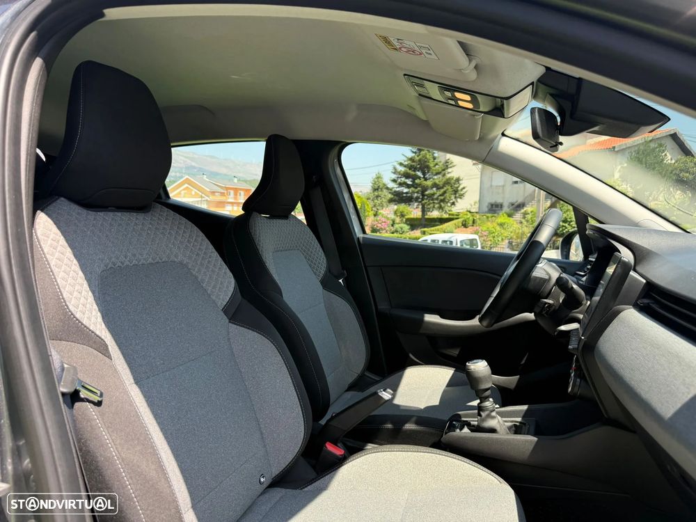 Renault Clio 1.0 TCe Techno Bi-Fuel - 13