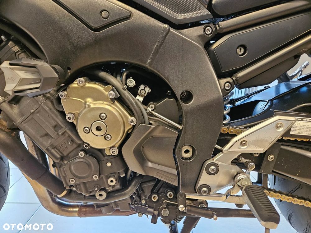 Yamaha FZ - 18