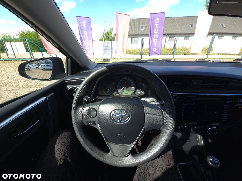 Toyota Corolla 1.6 Active - 27