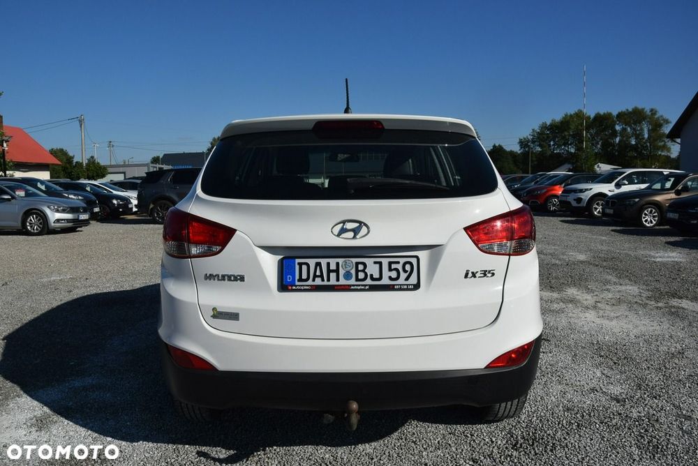 Hyundai ix35 1.6 2WD Fifa World Cup Edition - 13