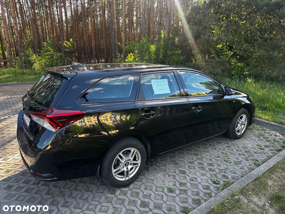 Toyota Auris 1.6 Comfort - 3