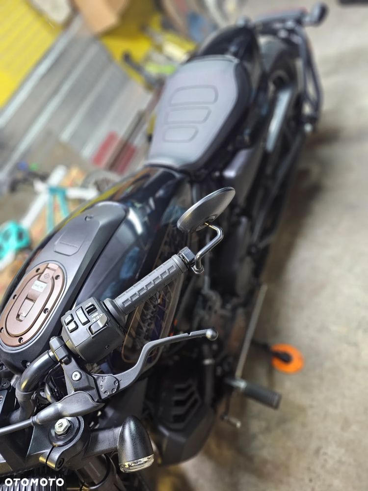 Harley-Davidson Sportster - 3