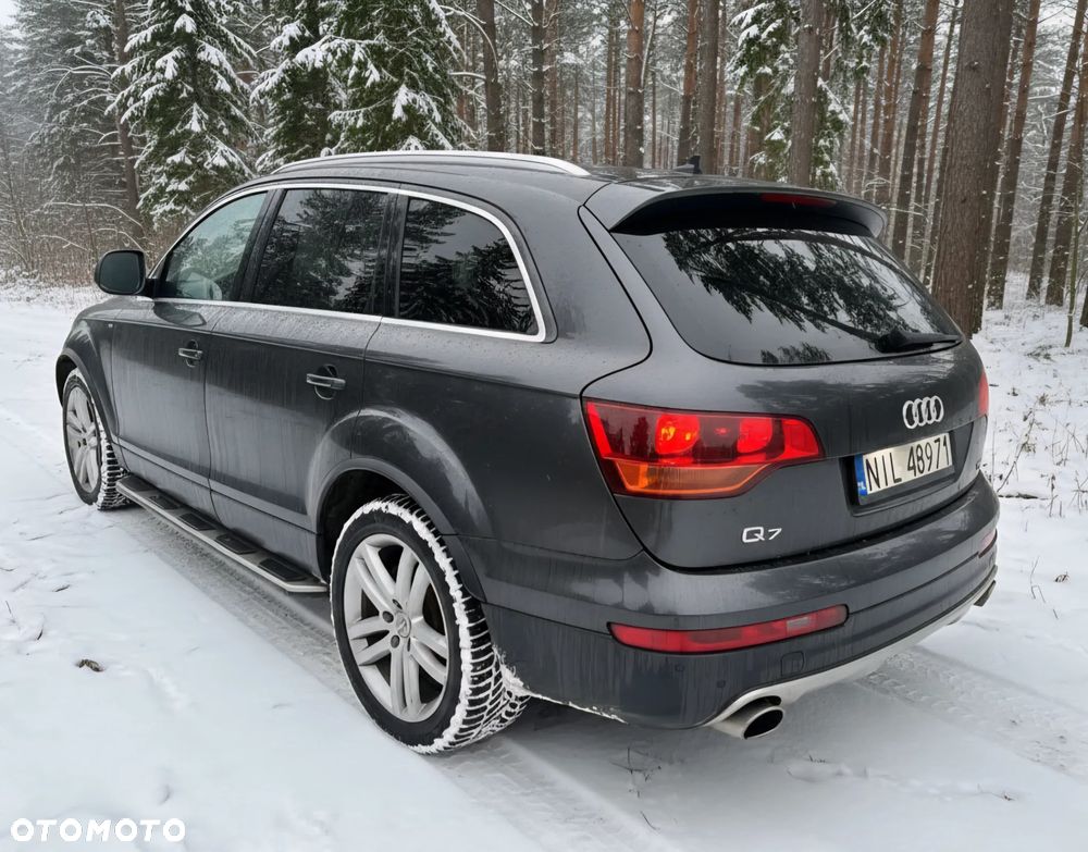 Audi Q7 - 4