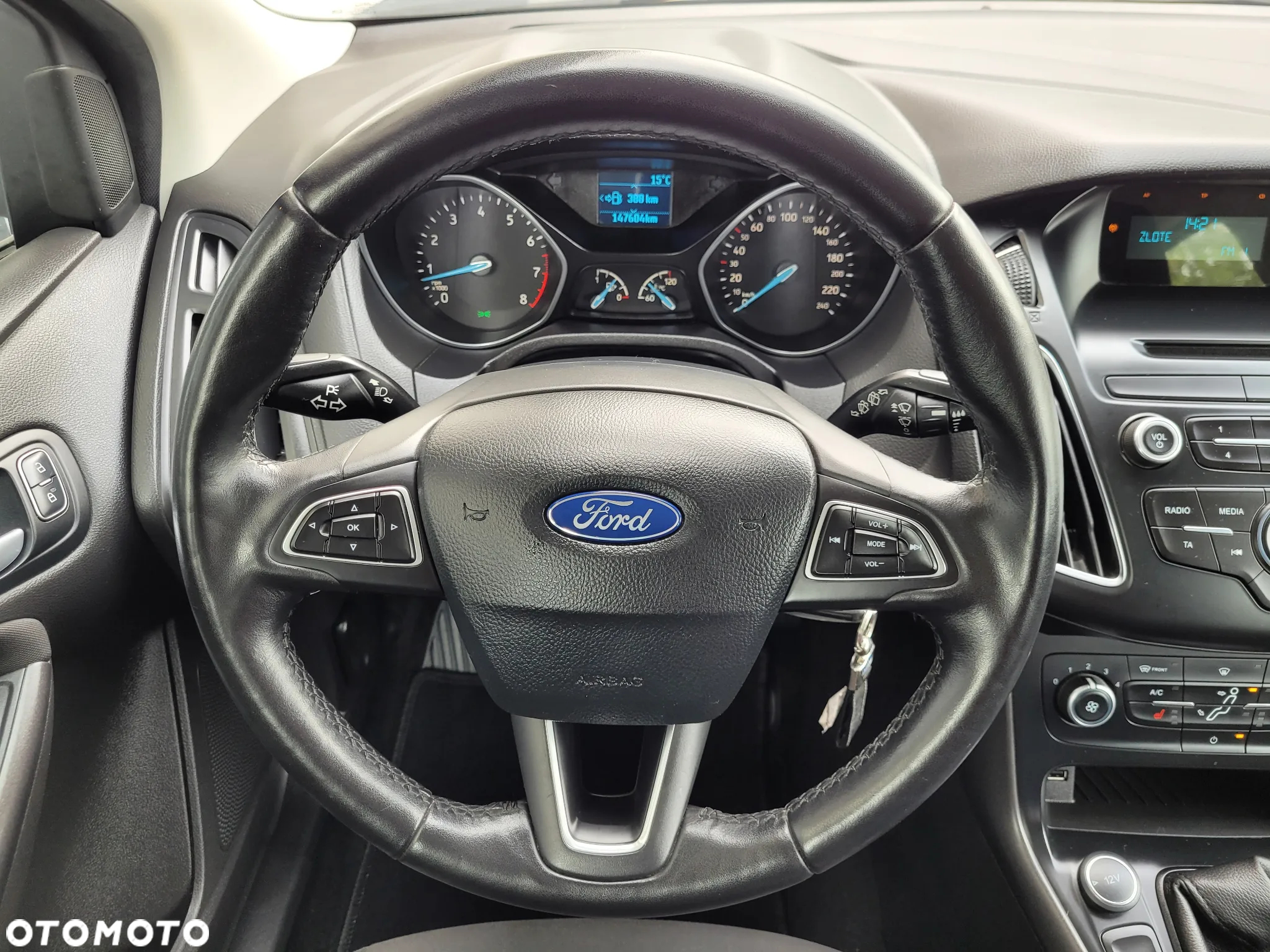 Ford Focus 1.0 EcoBoost Trend Edition - 23