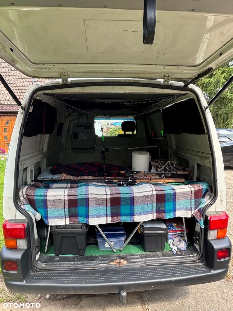 Volkswagen Transporter - 3