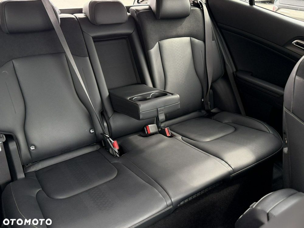 Kia Sportage 1.6 T-GDI HEV Business Line 2WD - 16