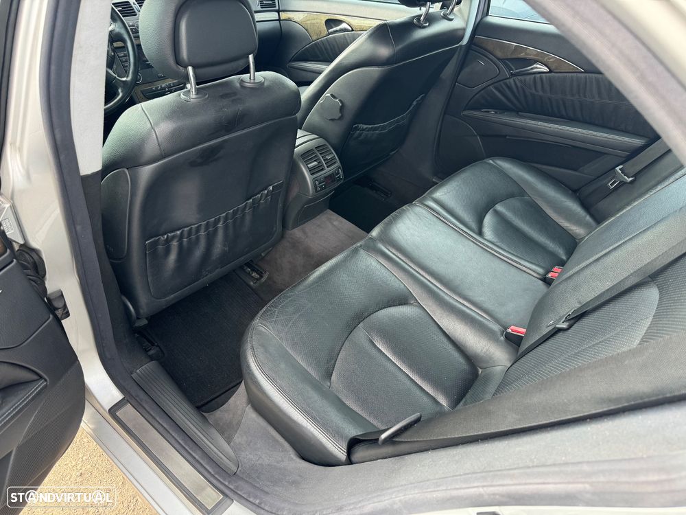Mercedes-Benz E 220 CDi Avantgarde - 16