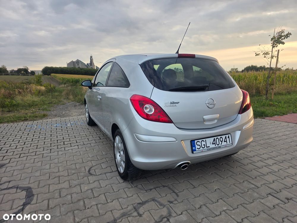 Opel Corsa - 1