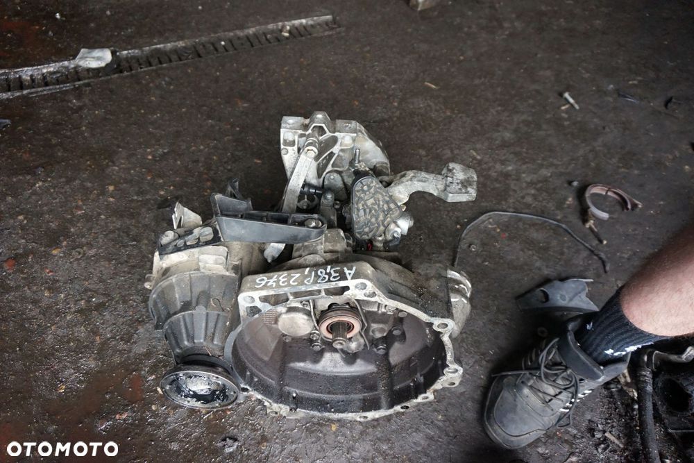 SKRZYNIA BIEGÓW MANUALNA A3 8P 1.9 TDI KBL AUDI 2003-2008 - 4