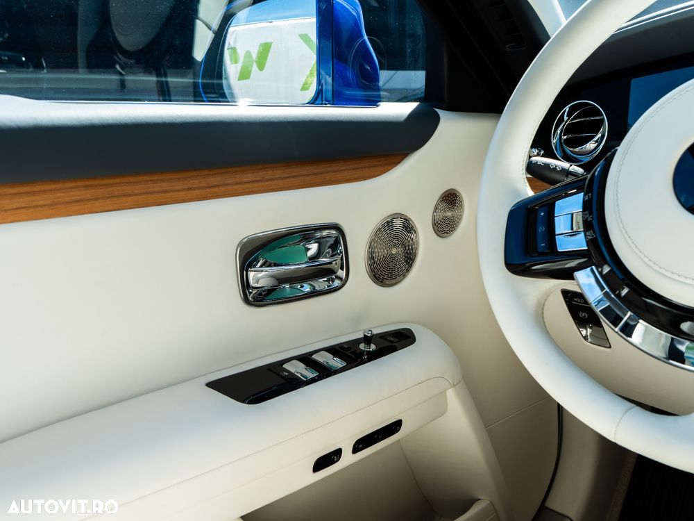 Rolls-Royce Ghost - 30