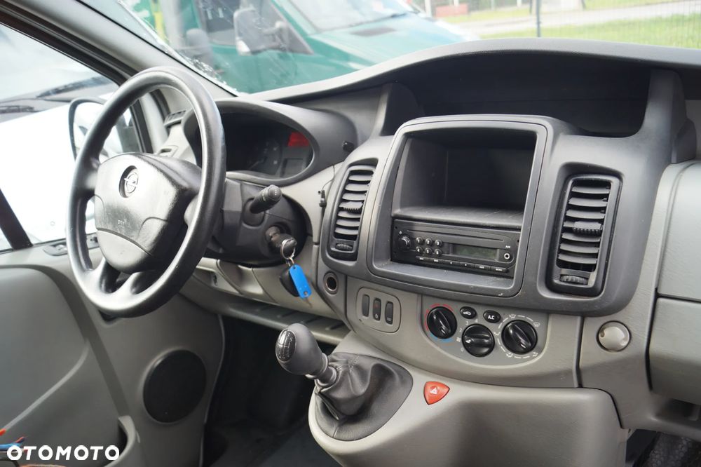 Opel VIVARO - 20