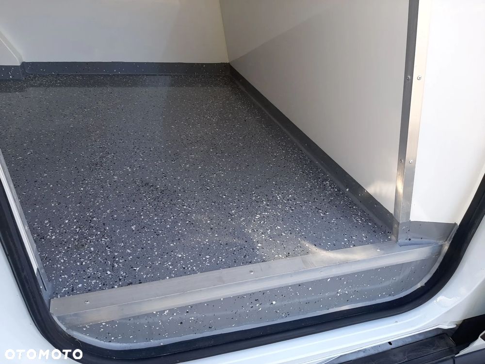 Ford TRANSIT CONNECT - 14