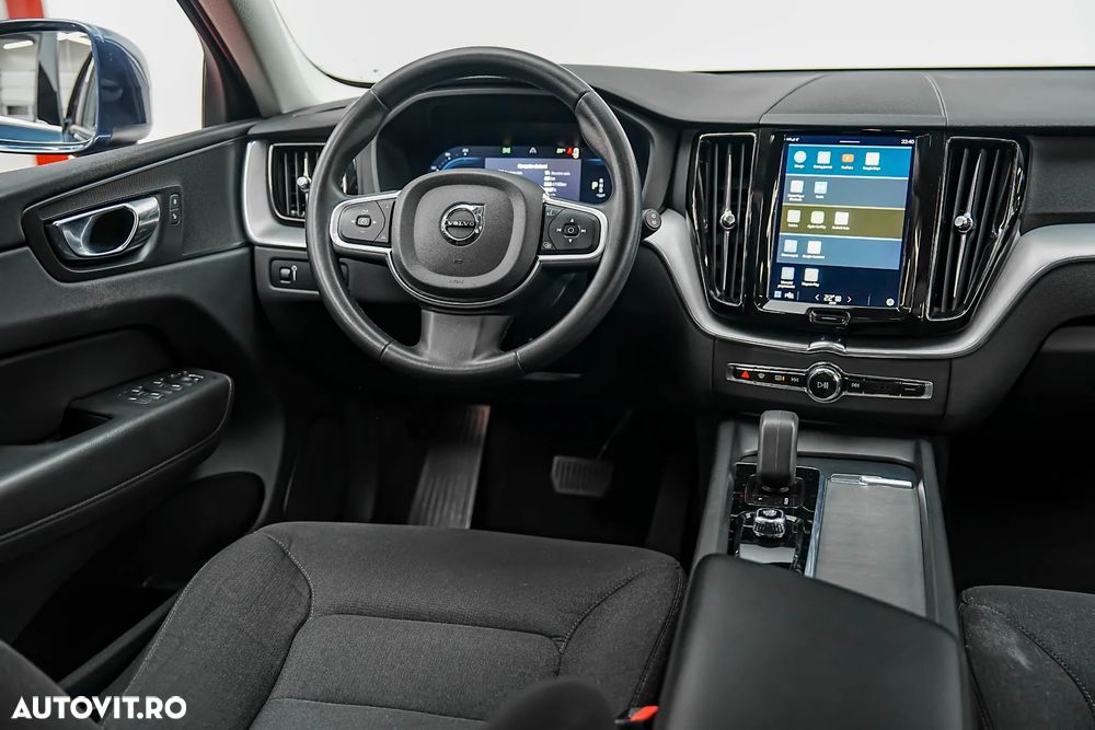 Volvo XC 60 B4 D AWD Geartronic Momentum Pro - 12