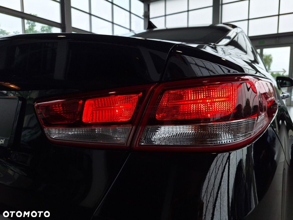 Kia Optima 1.6 T-GDI L DCT - 12