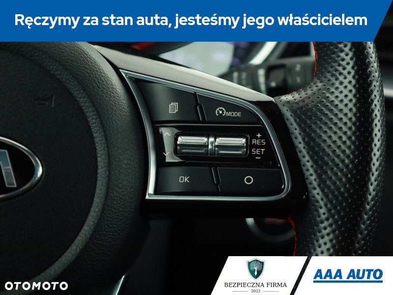 Kia Ceed - 16