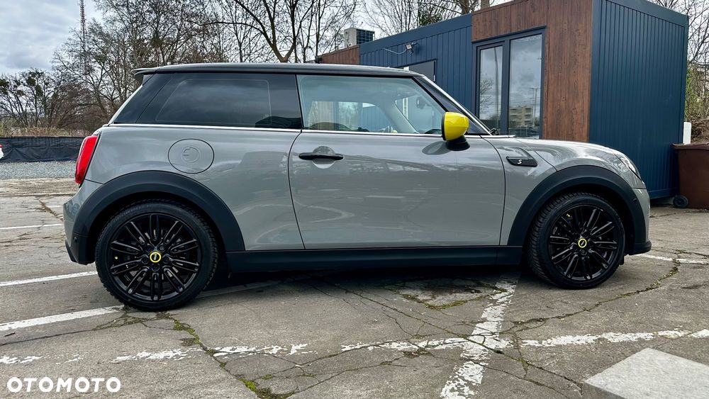 MINI Cooper SE Resolute Edition - 5