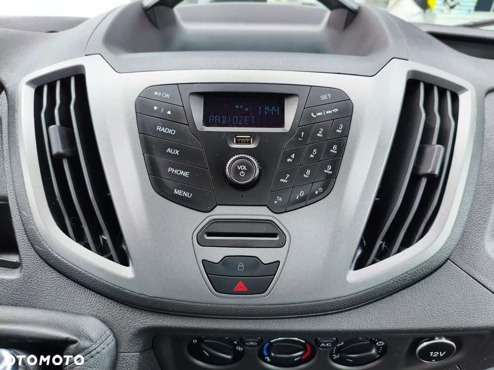 Ford Transit 350 - 16