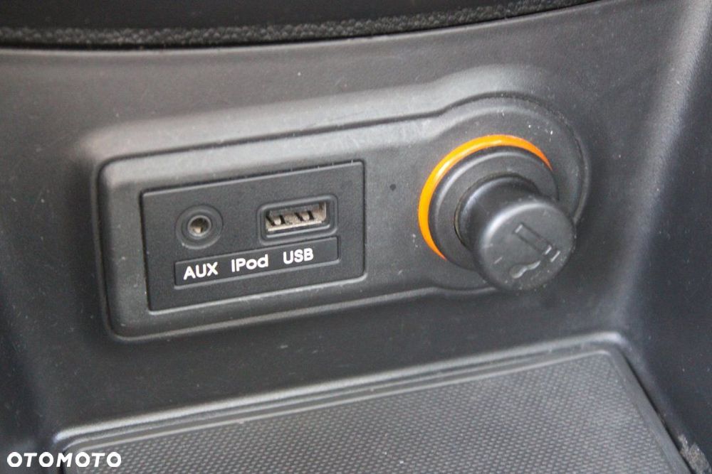 Kia Venga - 31