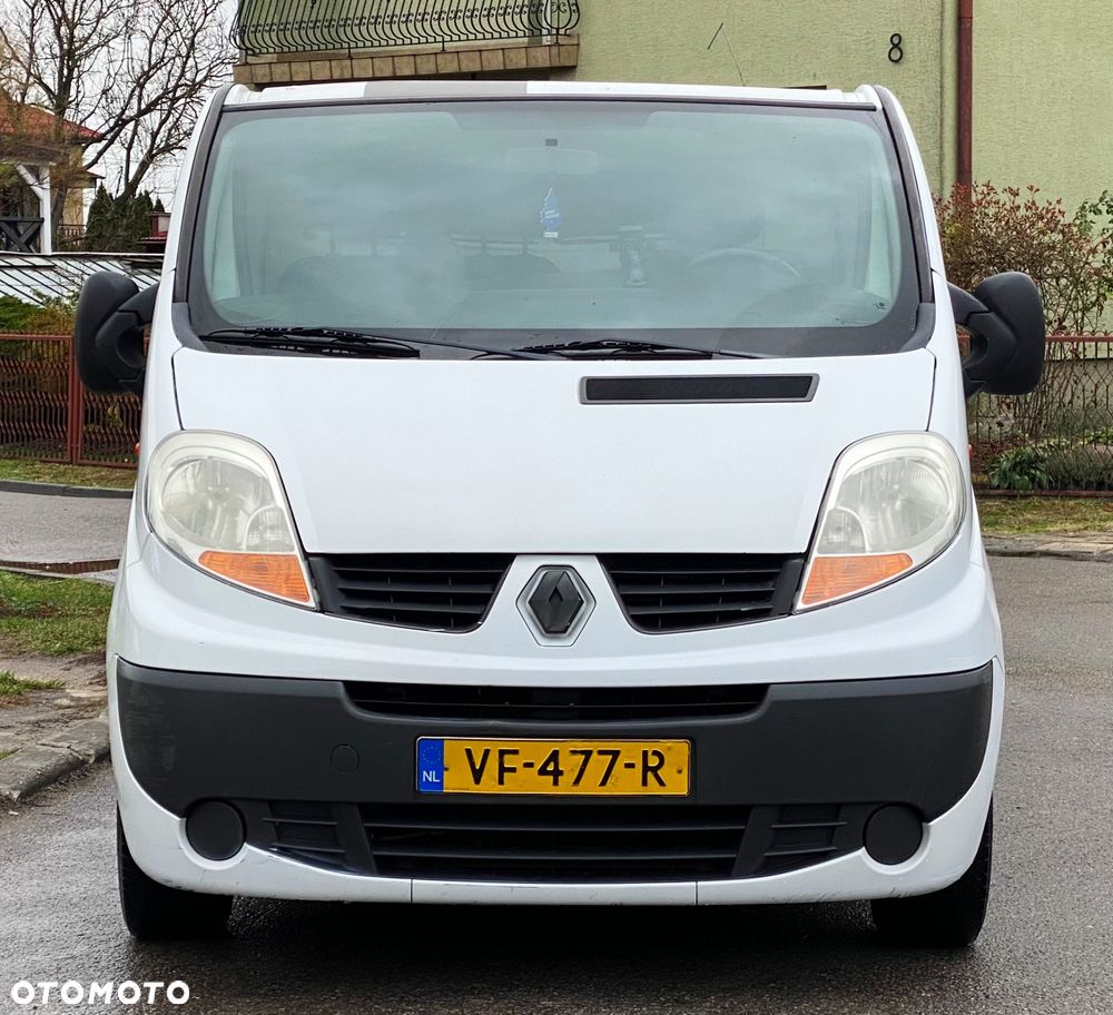 Renault Trafic - 2
