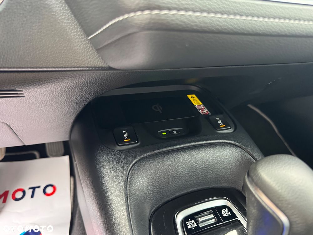 Toyota Corolla 1.8 Hybrid Style - 26