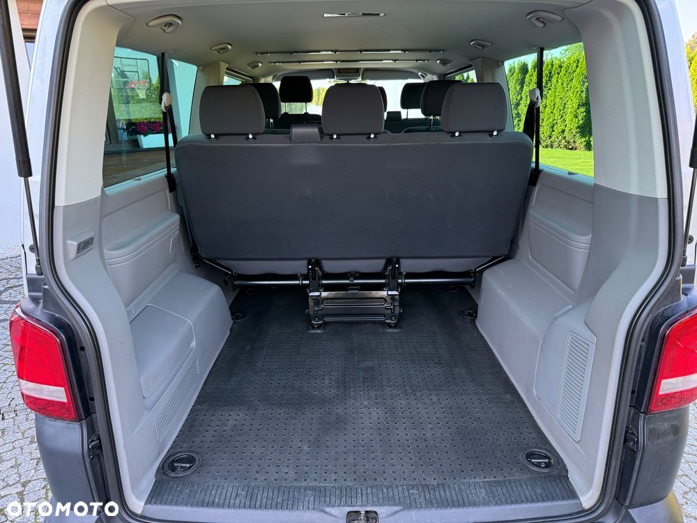 Volkswagen Caravelle - 19