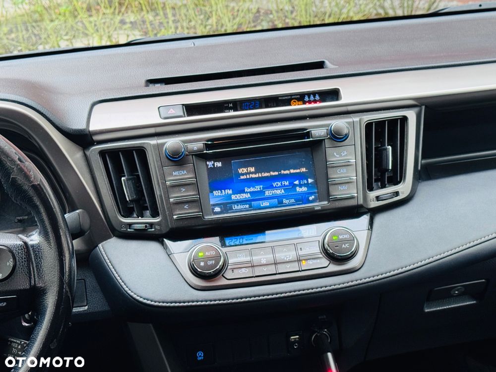 Toyota RAV4 2.0 D-4D Premium 4x2 - 31