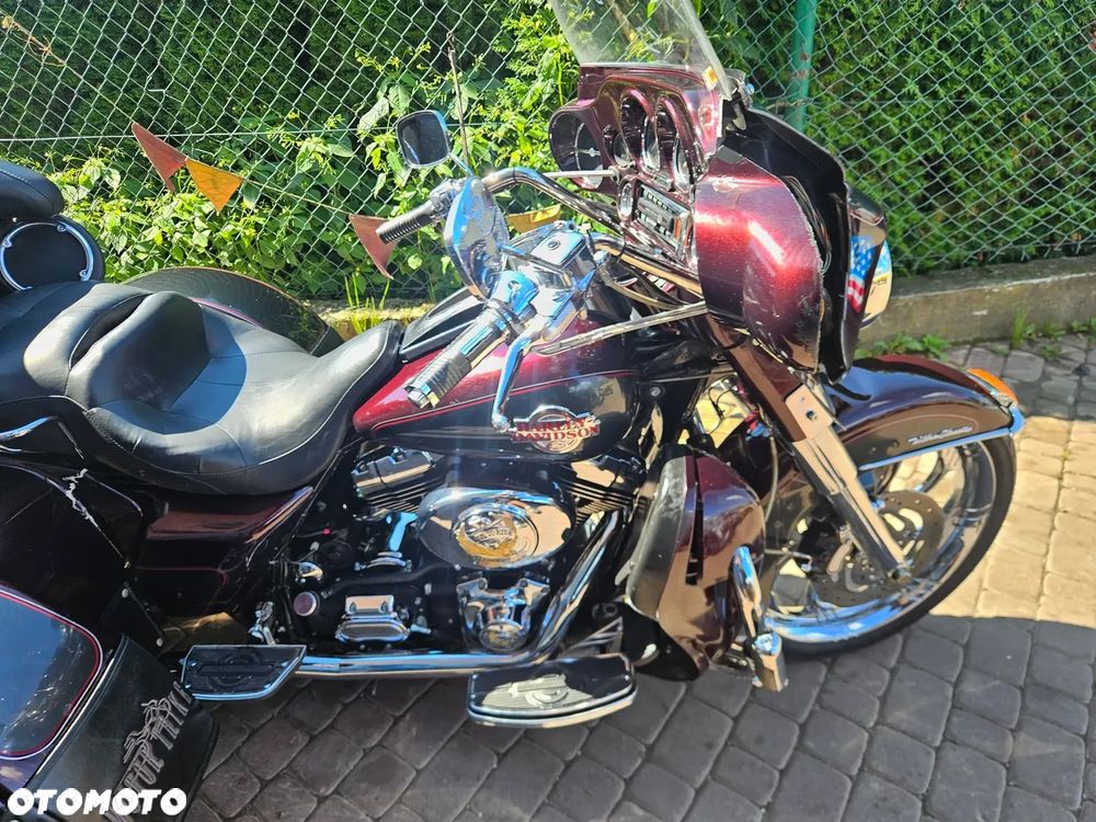 Harley-Davidson FLH Electra Glide - 6