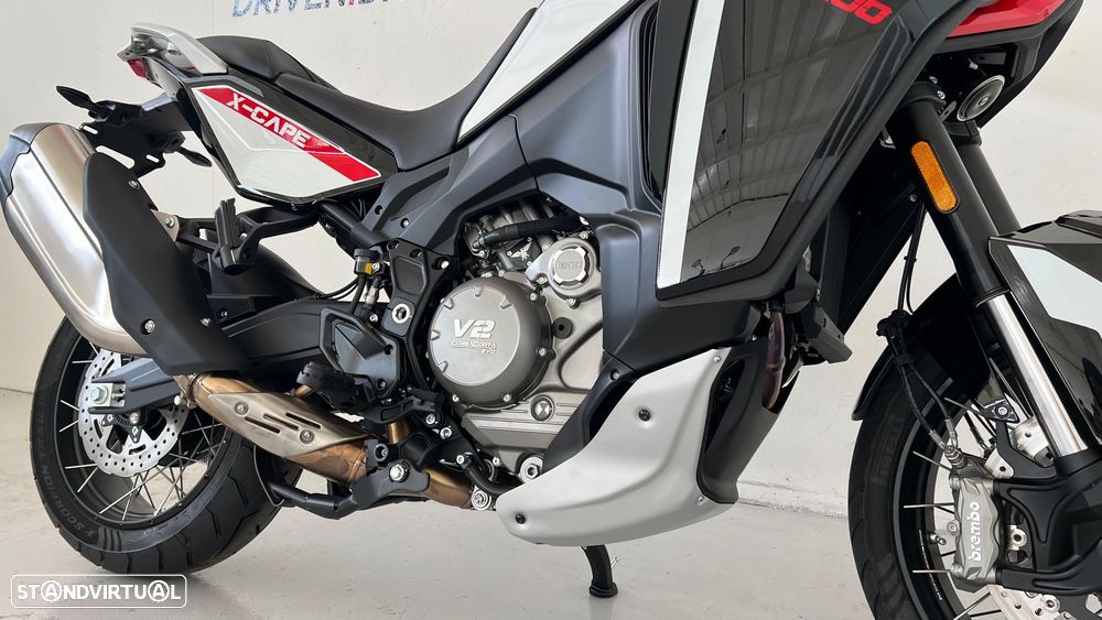Moto Morini X-Cape 1200 - 37