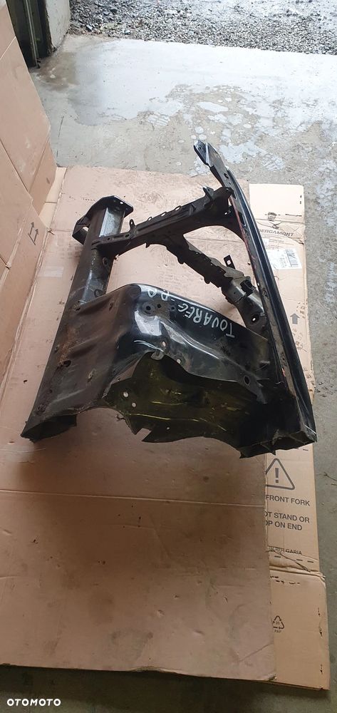 Ćwiartka podłużnica prawa przednia prawy przód VW Touareg 7L - 4