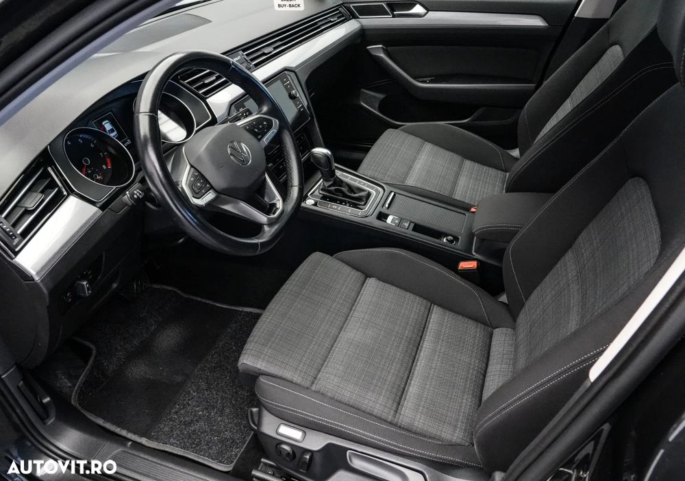 Volkswagen Passat 1.5 TSI ACT DSG Comfortline - 11