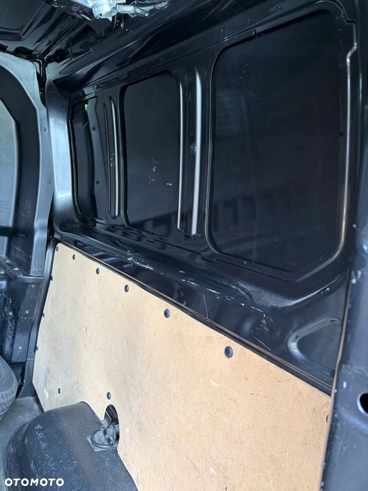 Ford Transit Custom - 18